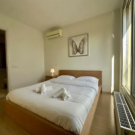 Apartment Luxurious 2 Bedroom Flat