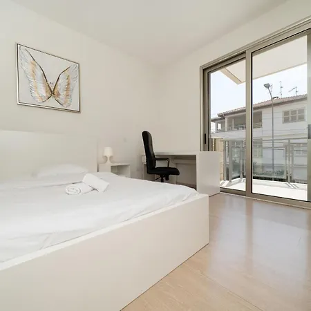 Apartmán Luxurious 2 Bedroom Flat *