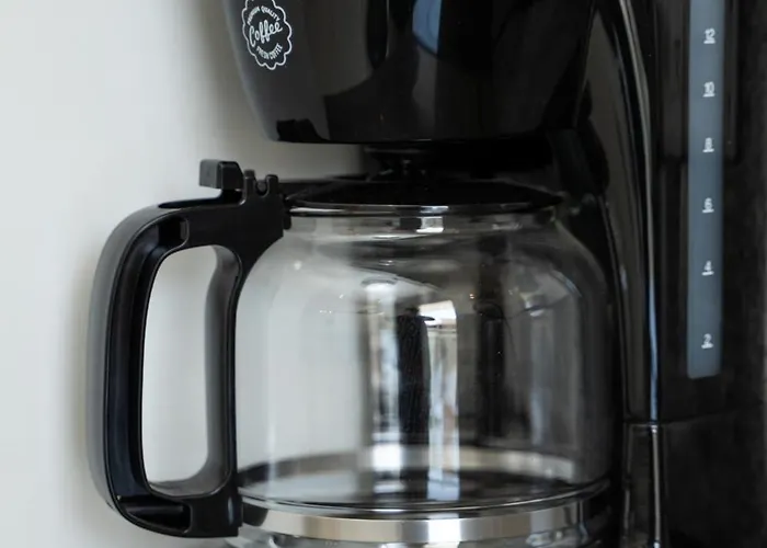 Luxurious 2 Bedroom Flat *