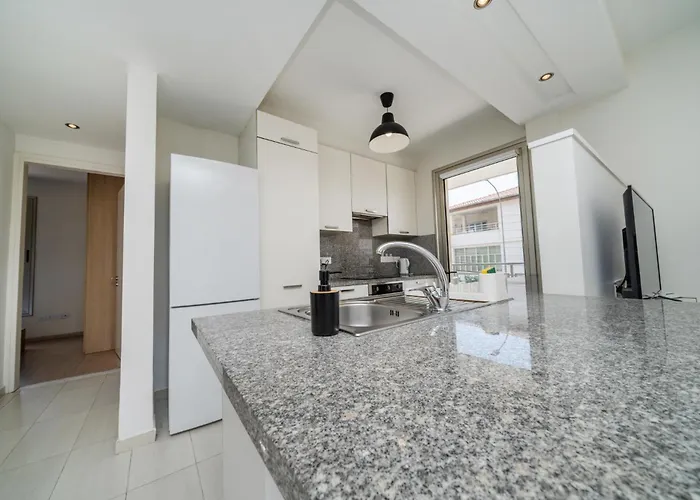 Appartement Luxurious 2 Bedroom Flat Strovolos