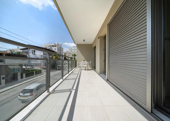 Luxurious 2 Bedroom Flat Appartement Strovolos